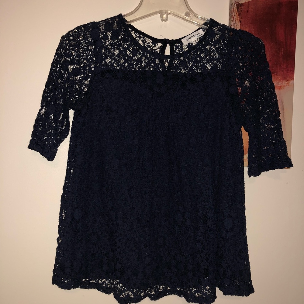 Navy blue quarter long sleeve top